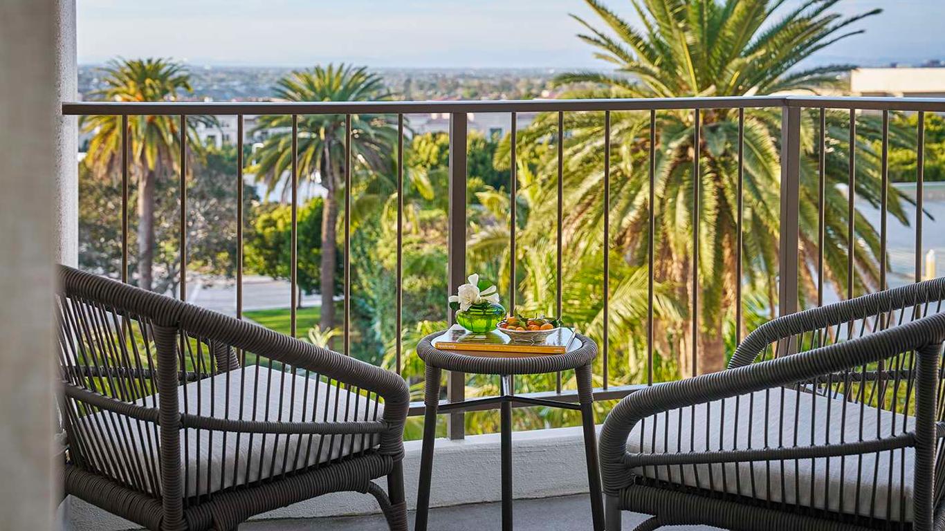 Pendry Newport Beach from $67. Newport Beach Hotel Deals & Reviews