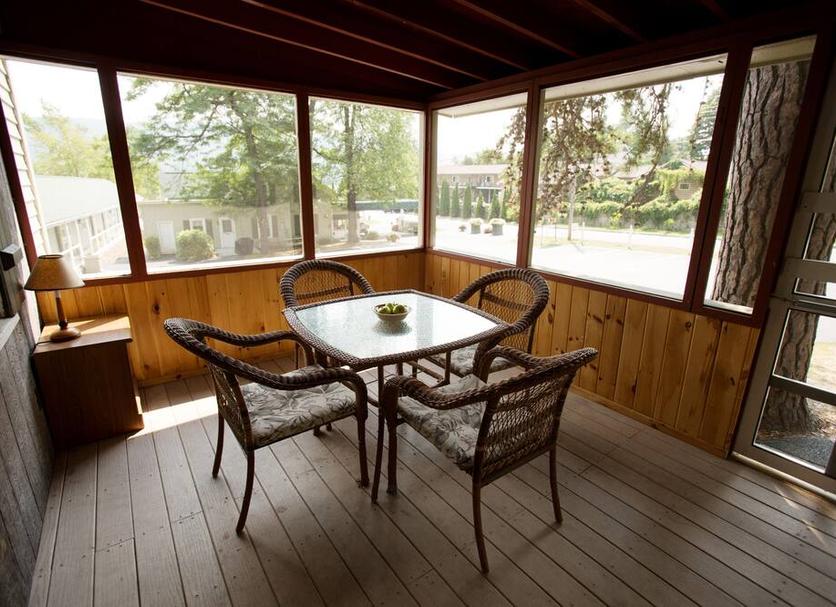 Dining room Photo