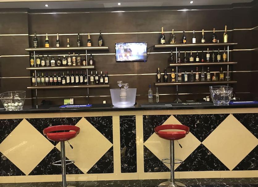 Bar Photo