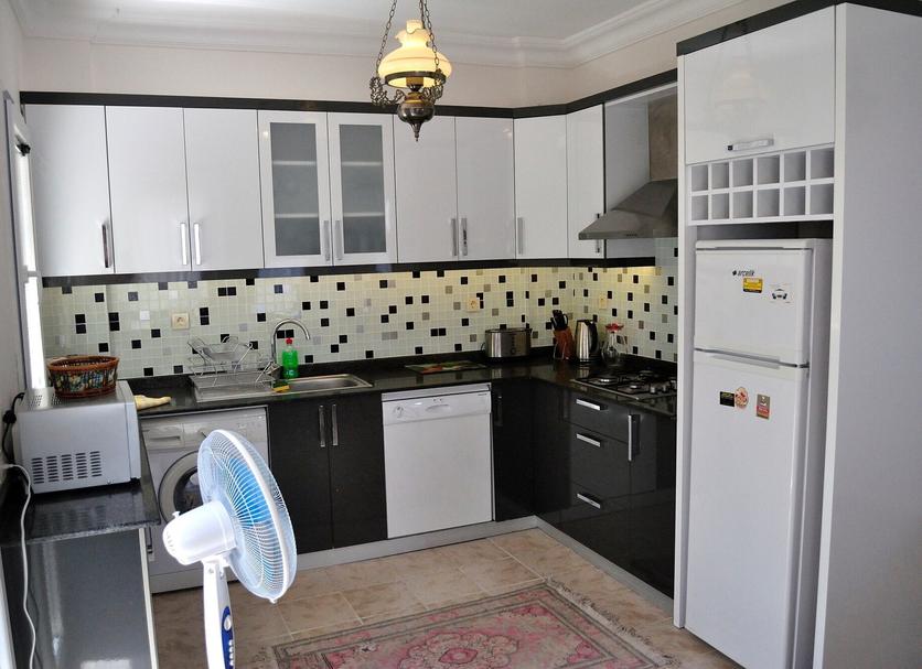 Kitchen Photo