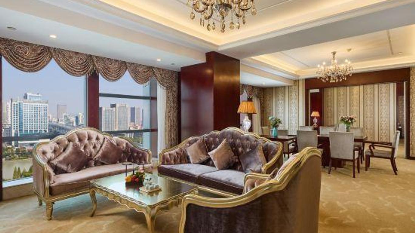 Bojinwan Hotel Jiaxing