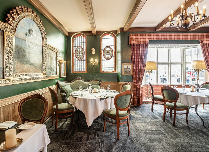 Restaurant Photo