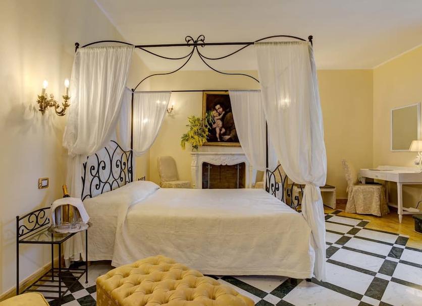 Bedroom Photo