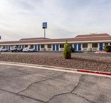 Motel 6 El Paso East $47 ($̶7̶1̶). El Paso Hotel Deals & Reviews - KAYAK