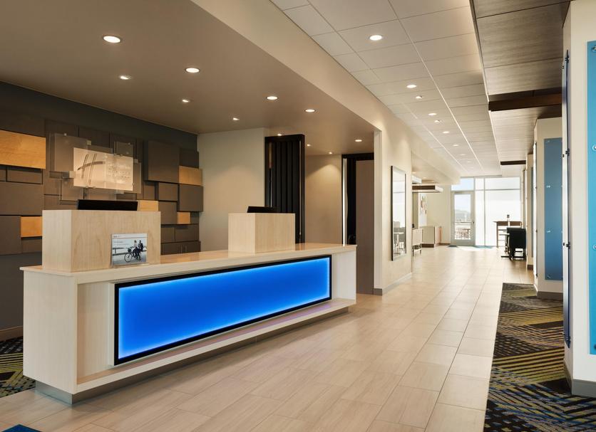 Front desk Photo