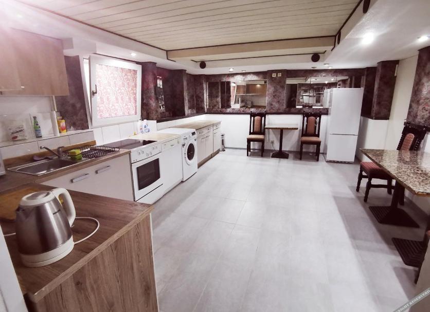 Kitchen Photo