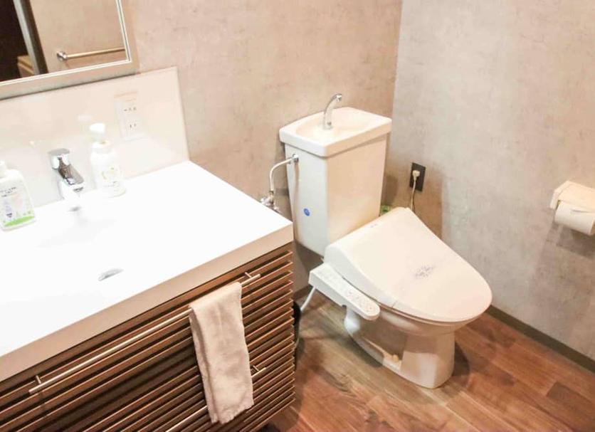 Bathroom Photo