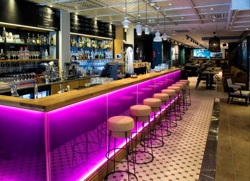 Bar Photo
