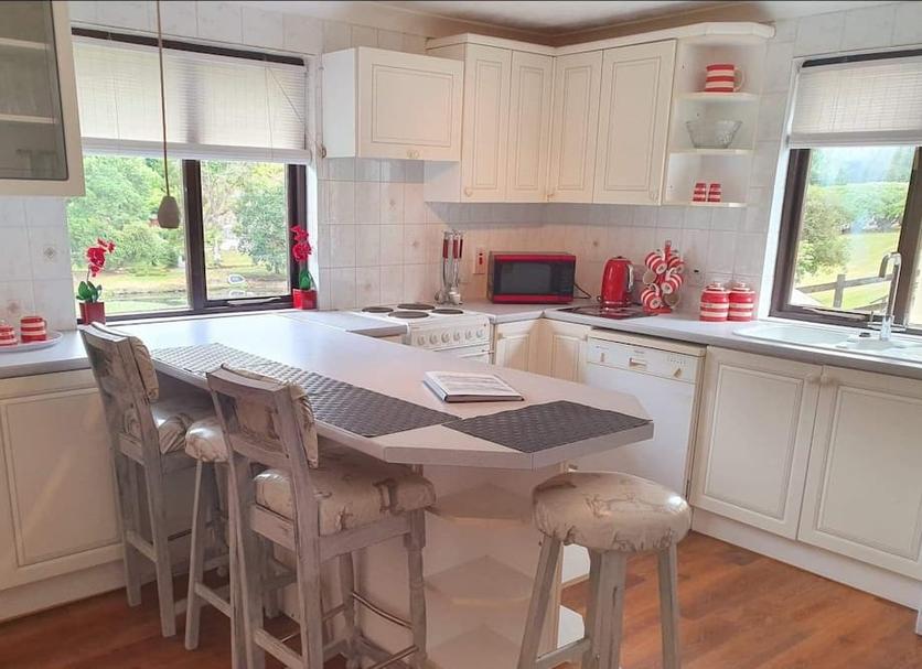 Kitchen Photo