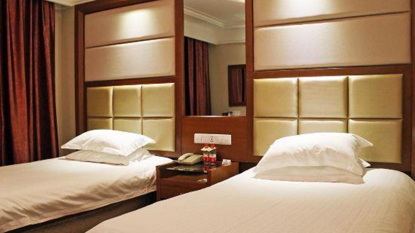 Nenjiang Hotel