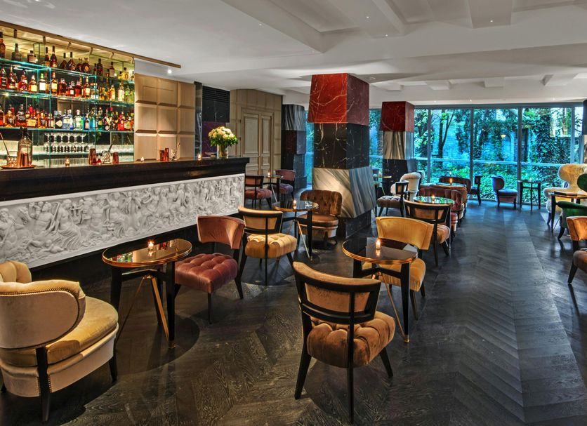 Bar Photo