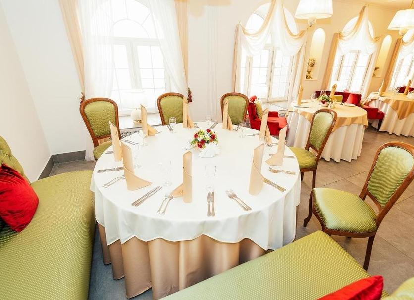 Banquet hall Photo