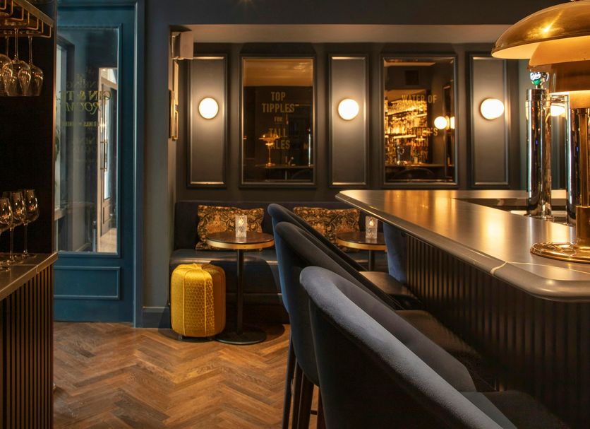 Bar Photo
