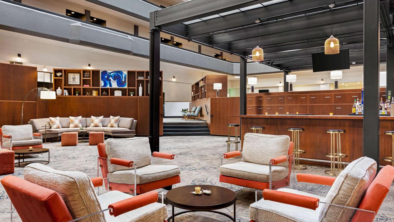 Wyndham Fort Smith City Center