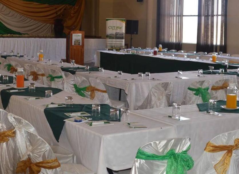 Banquet hall Photo