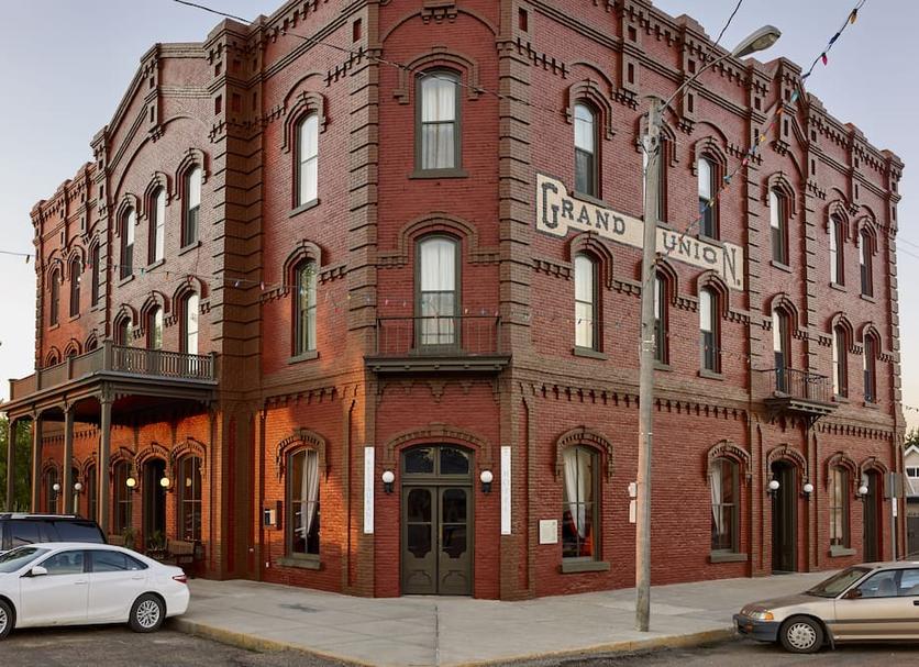Building Photo