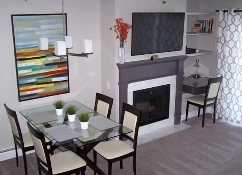 Dining room Photo