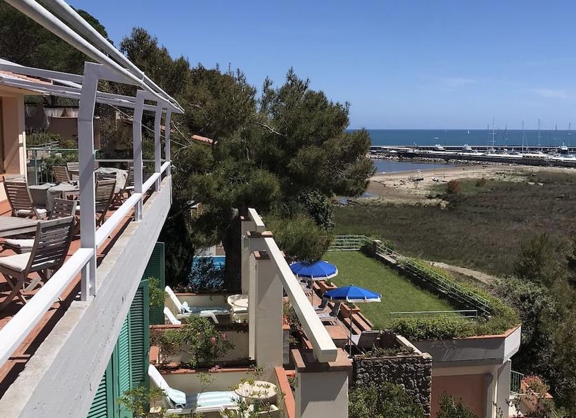 Balcony Photo