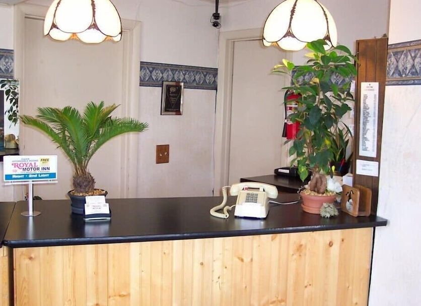 Front desk Photo