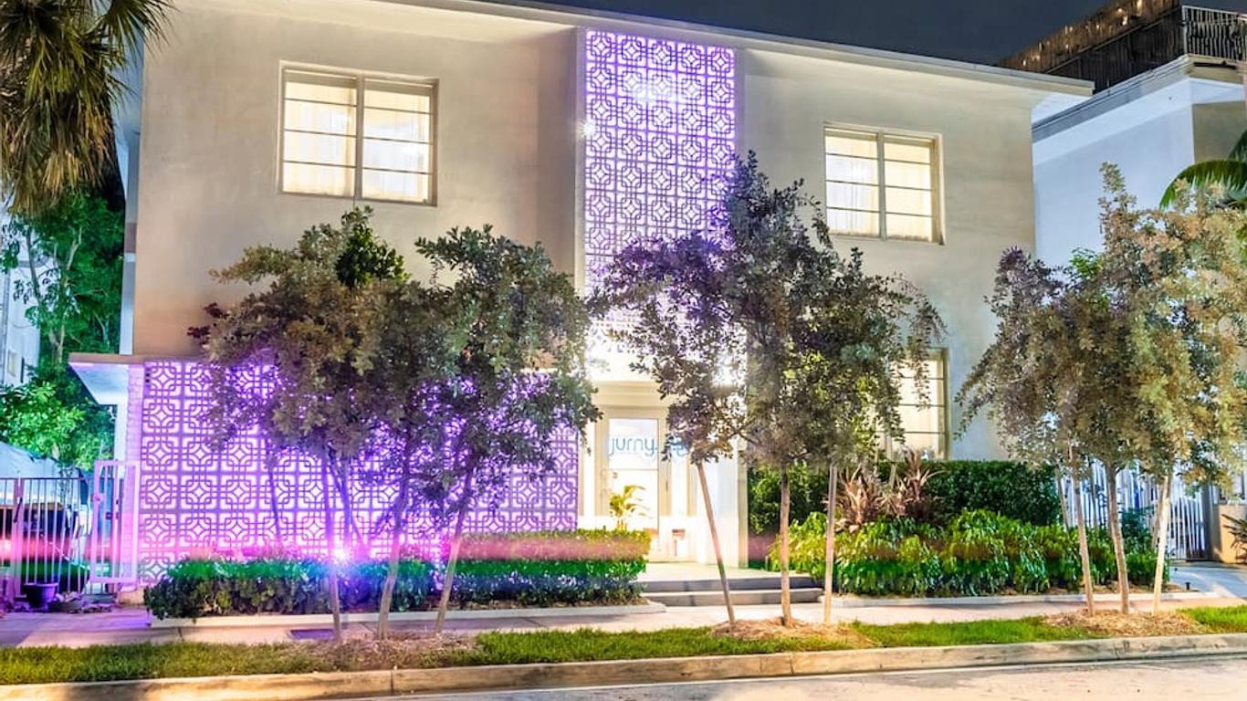 Kasa Collins Park Miami Beach Convention Center