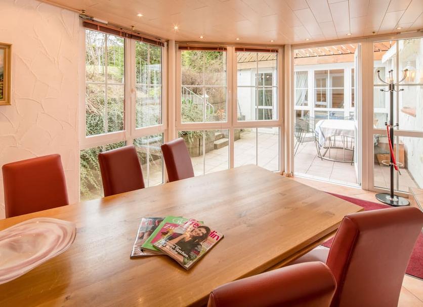 Dining room Photo