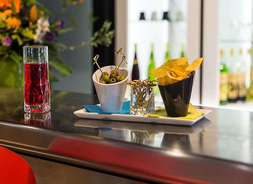 Bar Photo