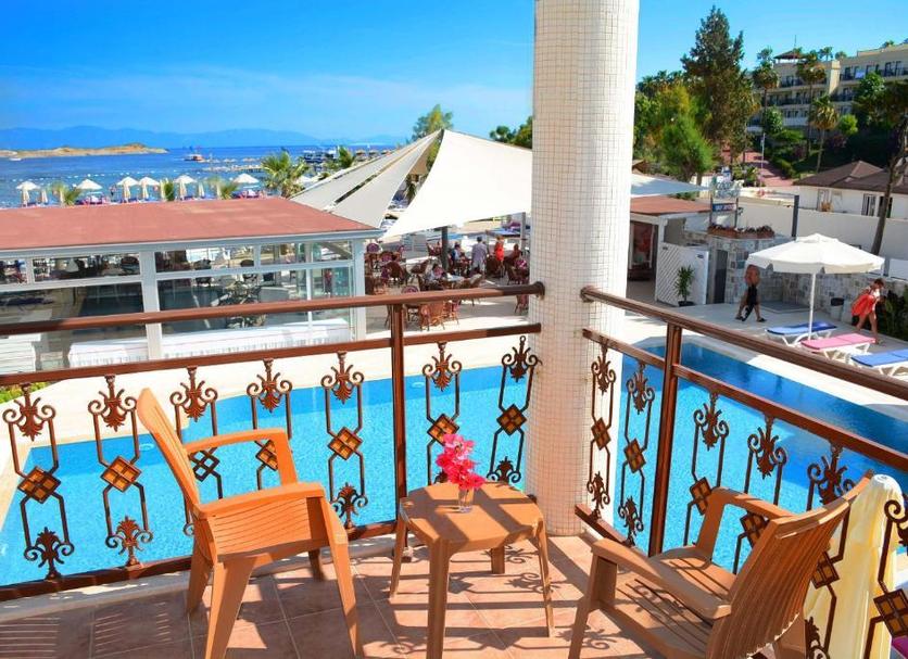 Balcony Photo