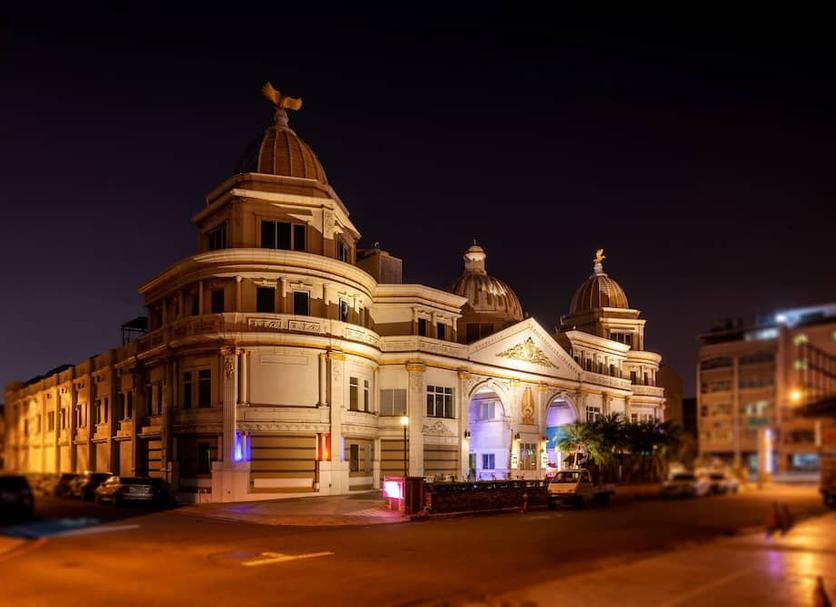Building Photo