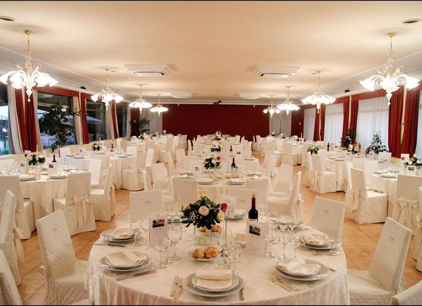 Banquet hall Photo