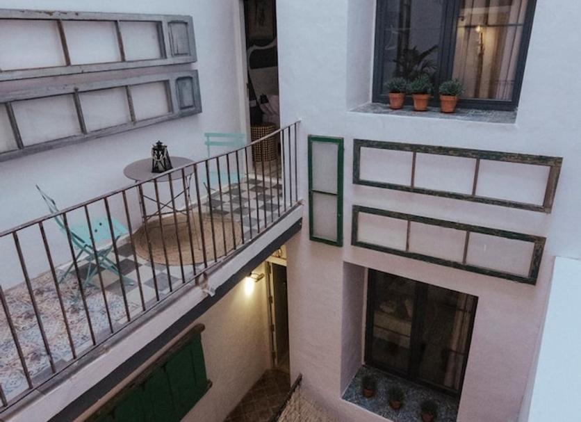 Balcony Photo