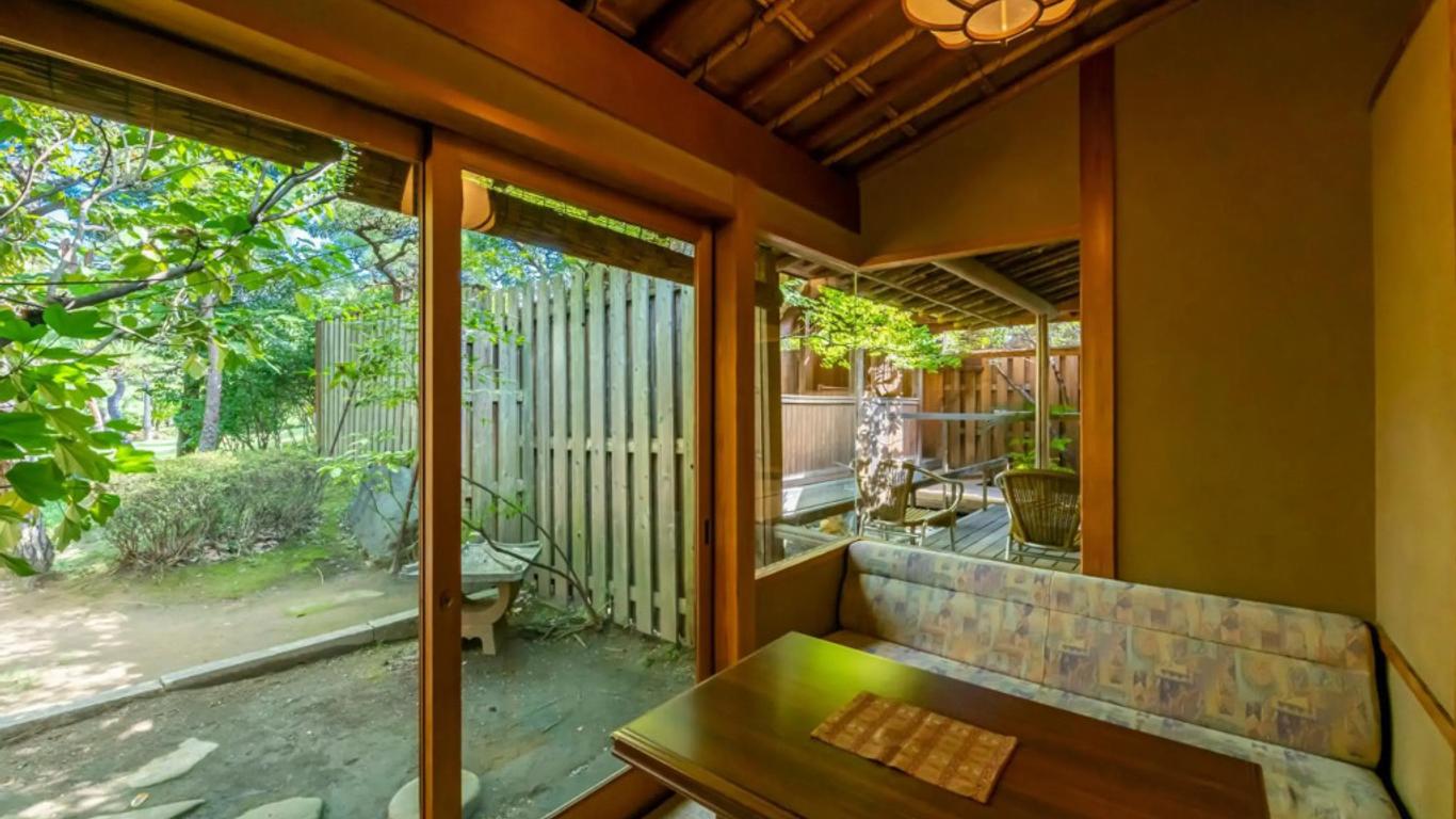 Tokiwa Hotel