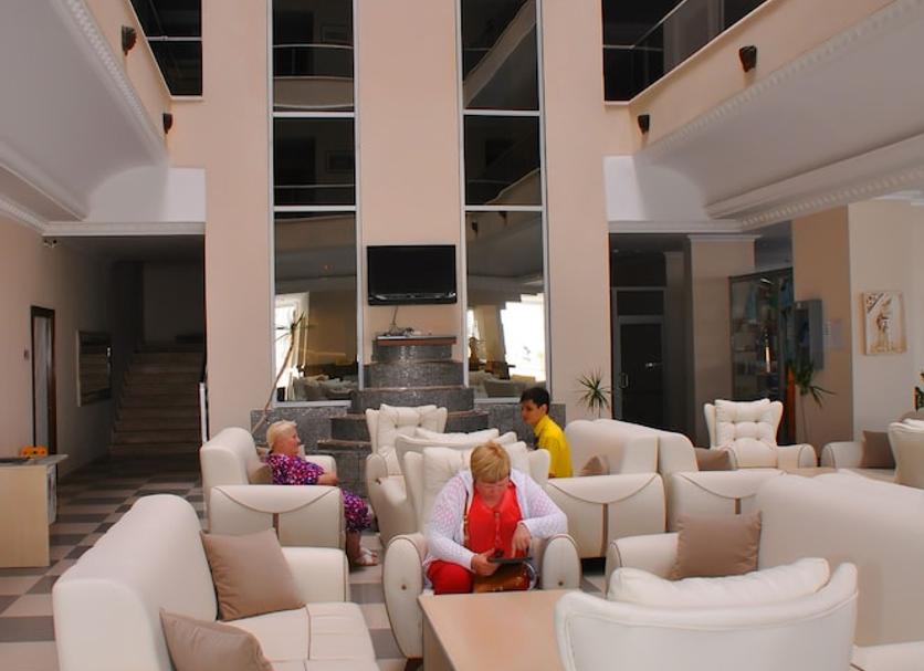 Lounge Photo