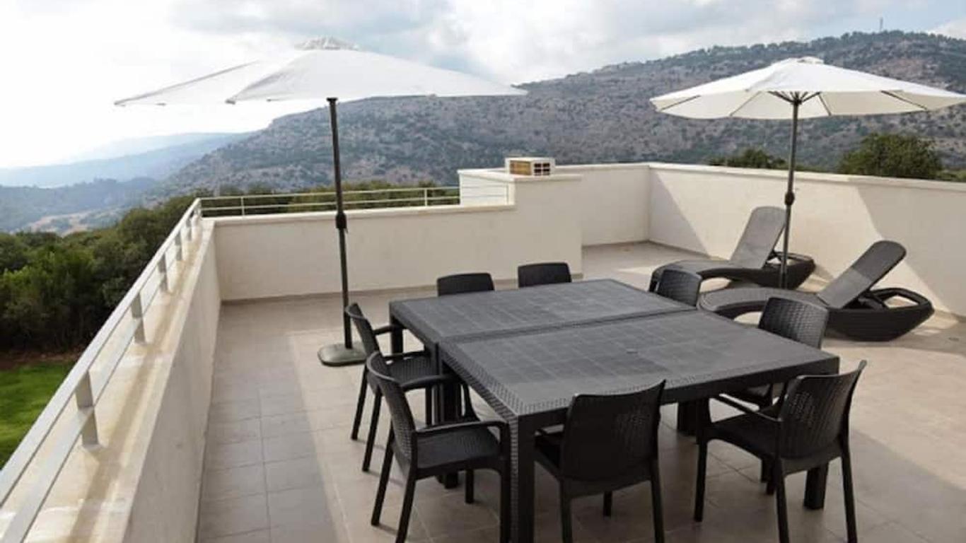 Keshet Eilon - Suites and Villas