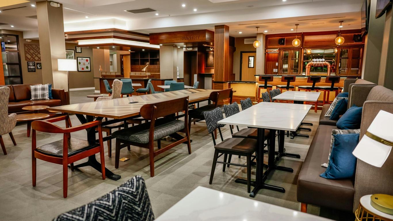 Four Points by Sheraton Austin Airport