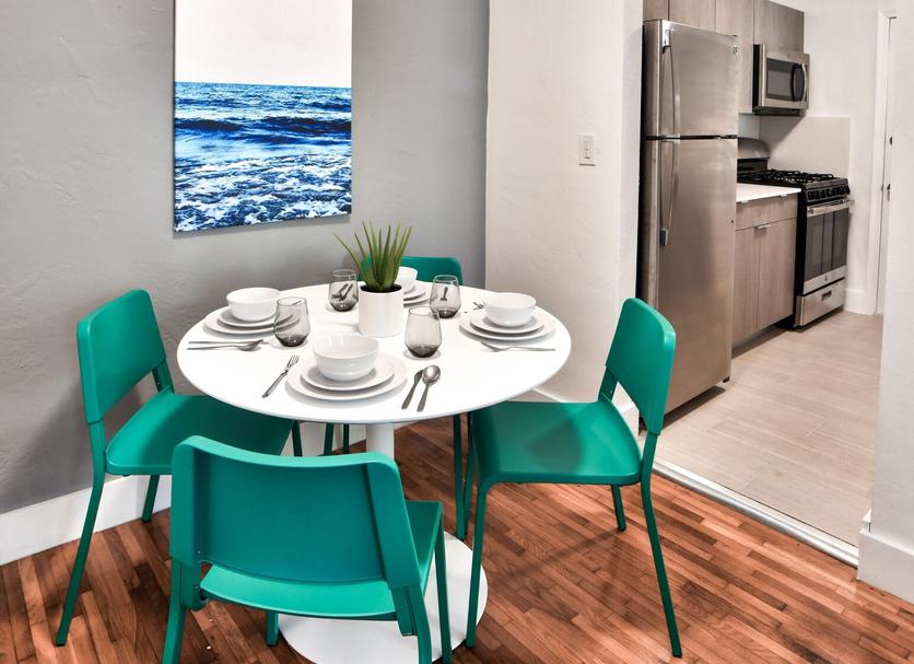 Dining room Photo
