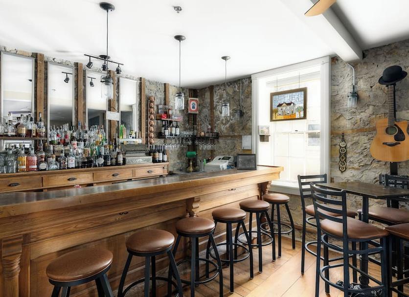 Bar Photo