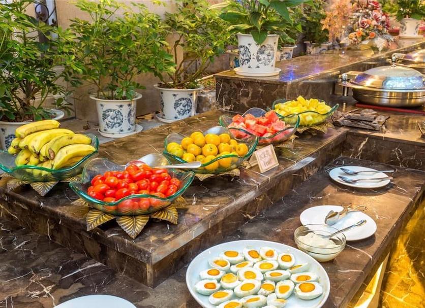 Buffet Photo