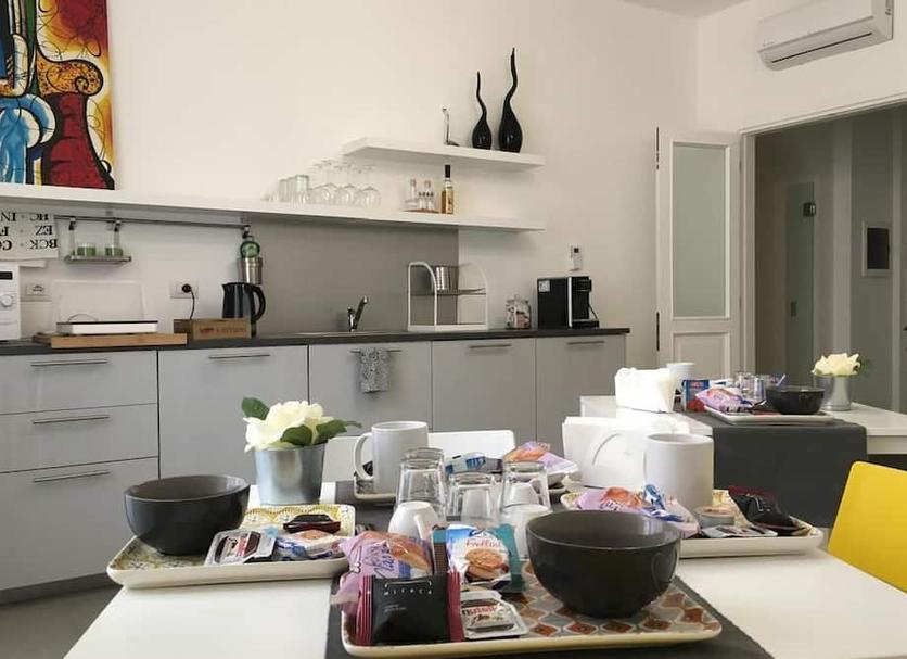 Kitchen Photo