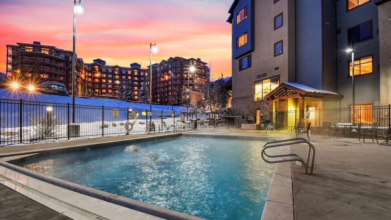 The Silverado Lodge