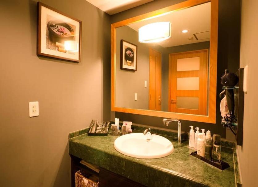 Bathroom Photo