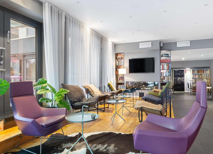 Lounge Photo