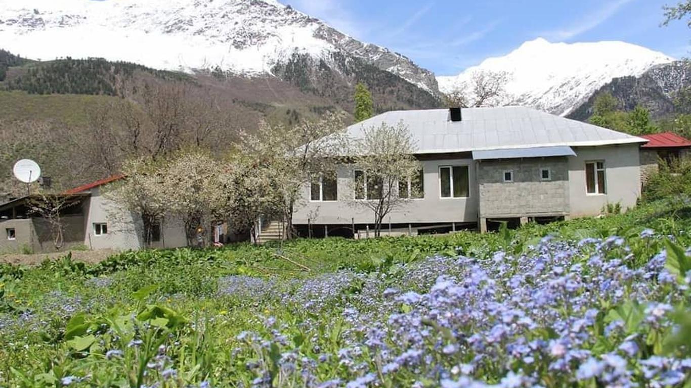Emma's Guest House
