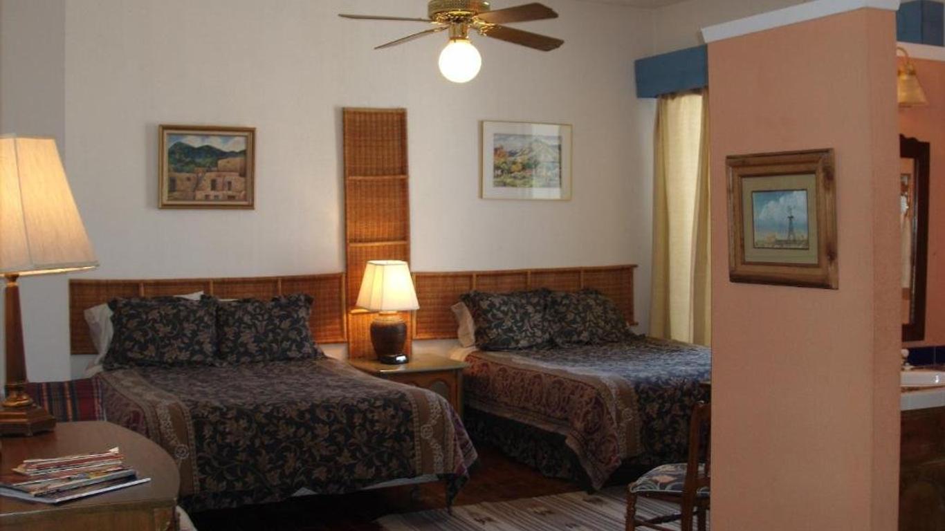 Inn Of The Arts Las Cruces