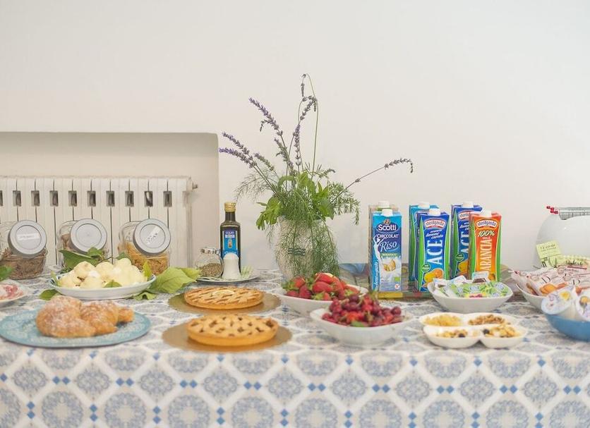 Buffet Photo