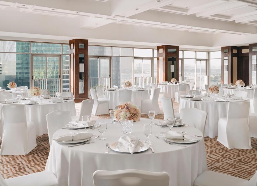 Banquet hall Photo