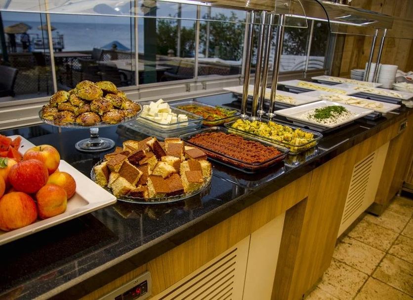 Buffet Photo