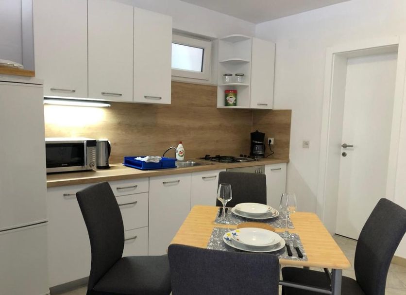 Kitchen Photo