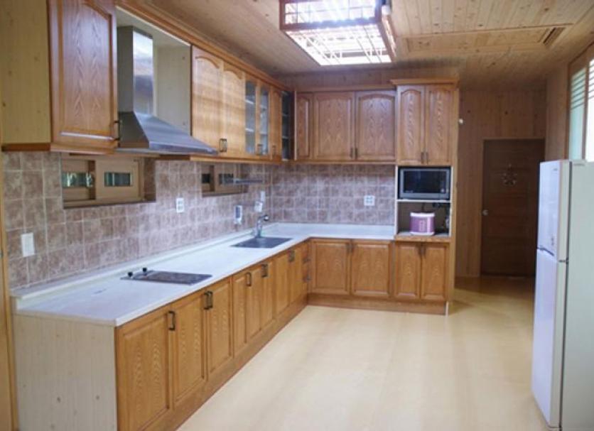 Kitchen Photo