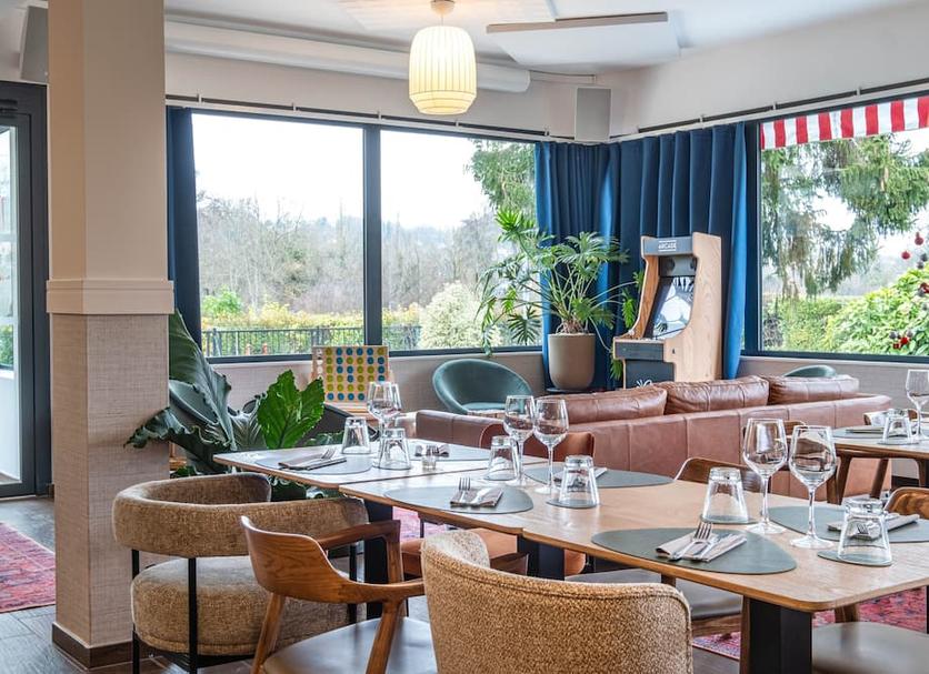 Restaurant Photo