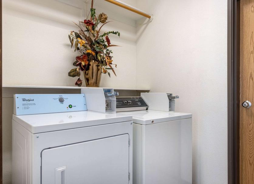 Laundry facility Photo